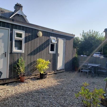 Kingussie Garden Cabins ภายนอก รูปภาพ