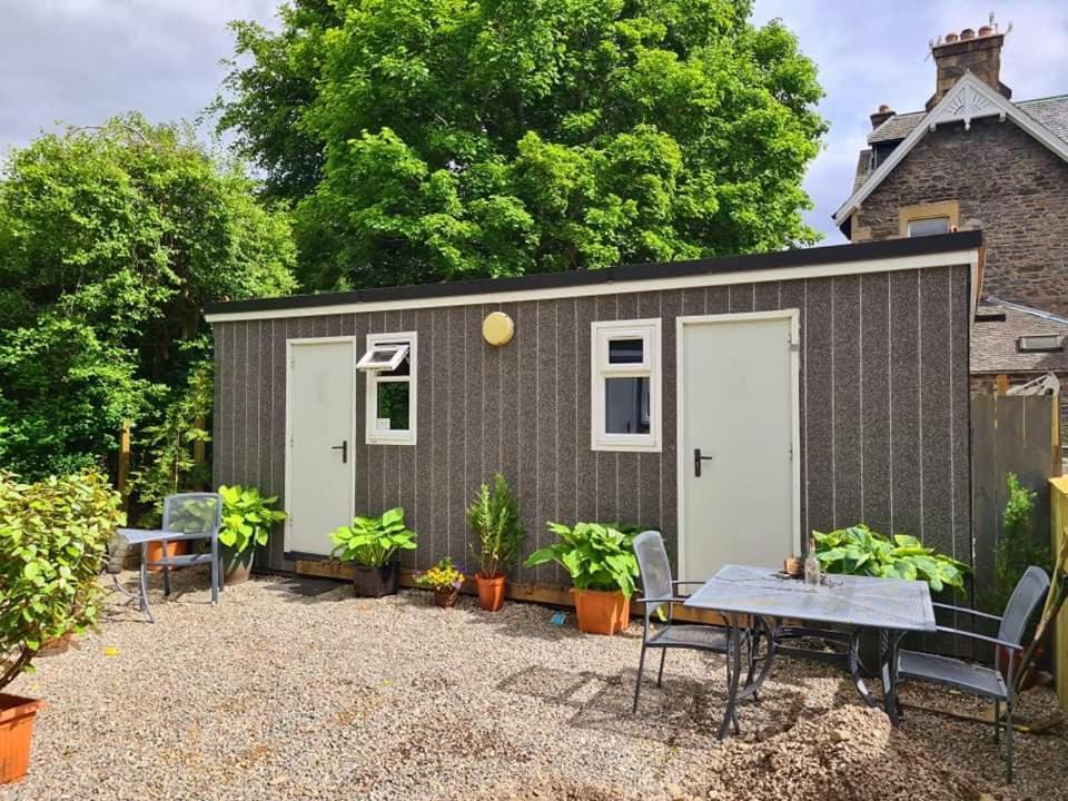 Kingussie Garden Cabins ภายนอก รูปภาพ