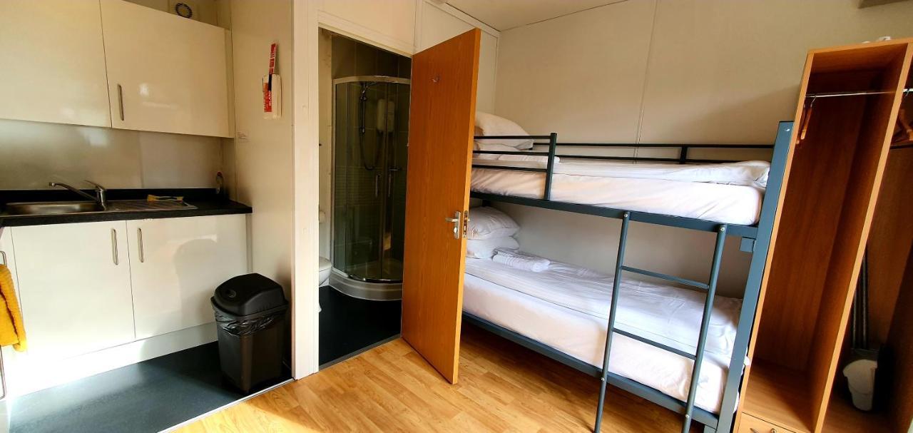 Kingussie Garden Cabins ภายนอก รูปภาพ